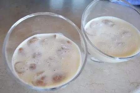 Чизкейк с мультизерновыми хлопьями и шоколадным соусом: шаг 5