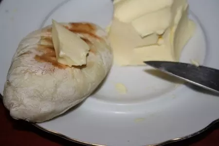 Пирожки-гриль с фетой, яйцом, зеленью и рисом: шаг 11