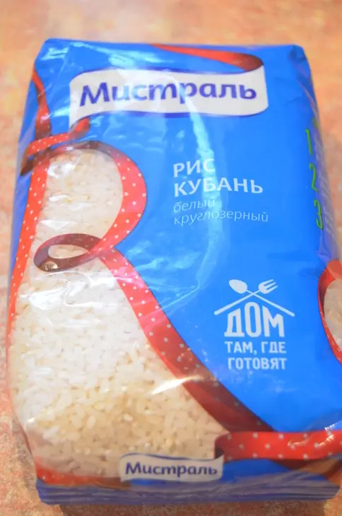 Бананово-рисовый пудинг с клубничным конфитюром: шаг 1