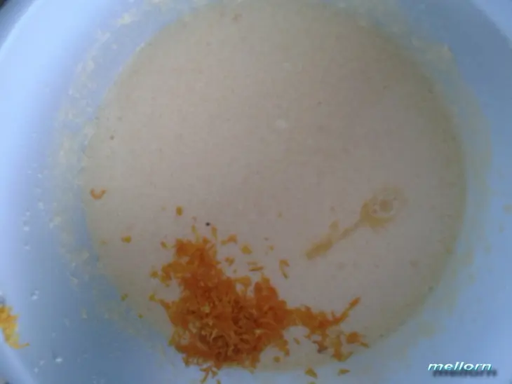 Йогуртовые кексы с яблоком и мандарином: шаг 2