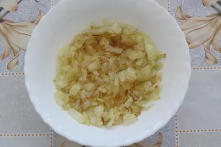 Пирожки-гнёздышки из теста фило с цветным рисом и грибами: шаг 3