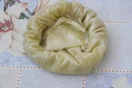 Пирожки-гнёздышки из теста фило с цветным рисом и грибами: шаг 9