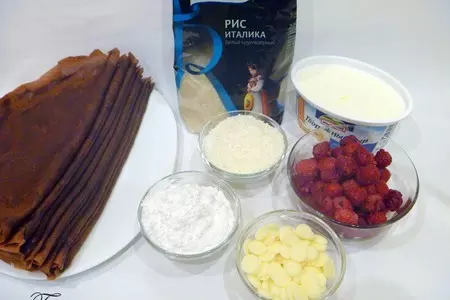 Блинные рулетики с кокосово-рисовым кремом и малиной: шаг 1