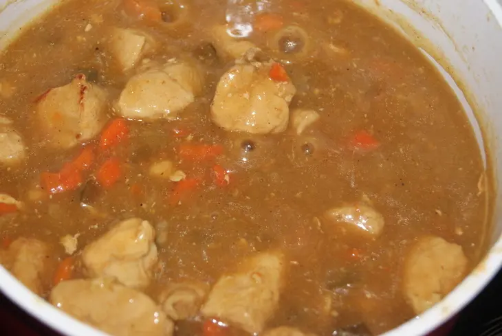 Драники с начинкой из густого гуляша: шаг 7