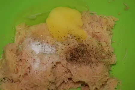 Драники с начинкой из густого гуляша: шаг 8