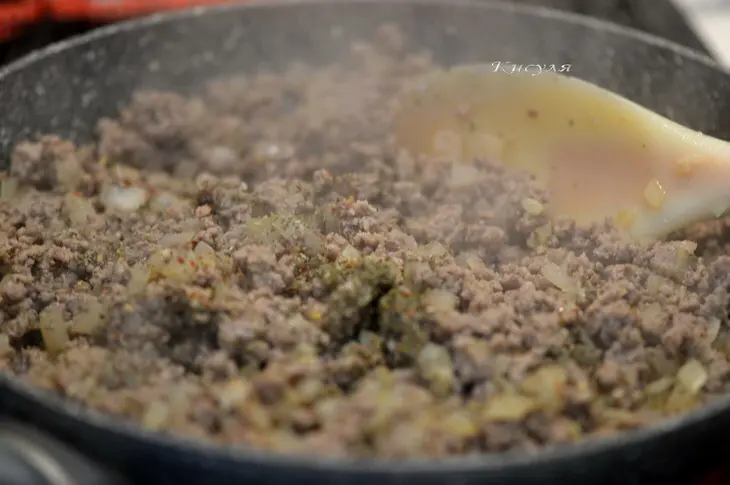 Лумакони фаршированные: шаг 3