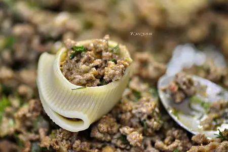 Лумакони фаршированные: шаг 6