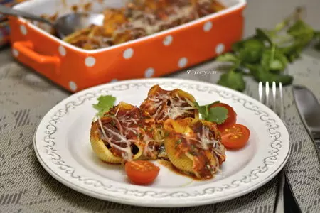 Лумакони фаршированные: шаг 13