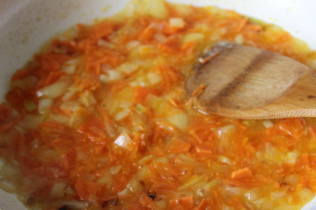 Ароматный чечевичный суп с испанской колбасой: шаг 5