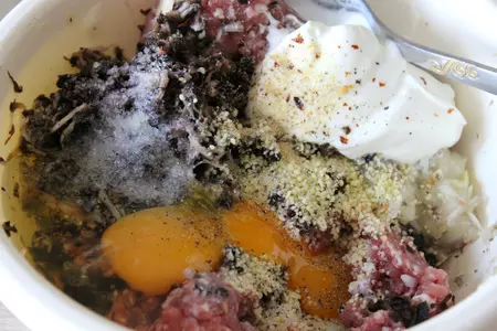 Сочные мясные котлеты с кускусом и шампиньонами: шаг 3