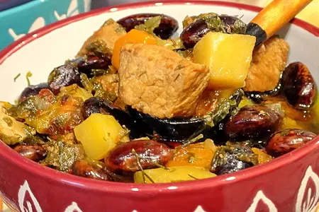 Пряная фасоль с мясом и овощами: шаг 12