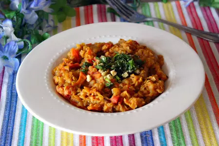 Пряная красная чечевица с кинзой и грецким орехом: шаг 10
