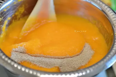 Пшенично-ржаной тыквенный хлеб с семечками и орехами  (рецепт для хлебопечки): шаг 5