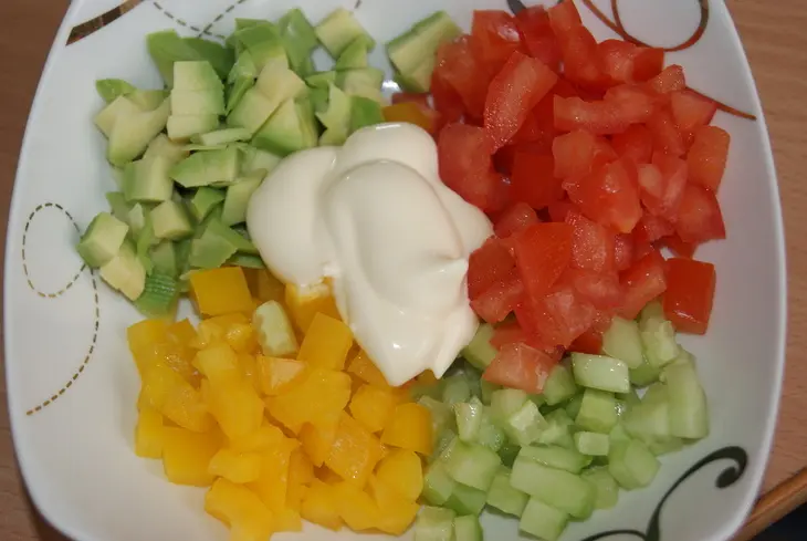 Салат с муссом из копченного лосося от оскара кучеры: шаг 3