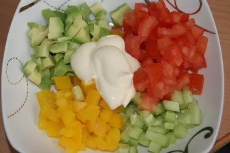 Салат с муссом из копченного лосося от оскара кучеры: шаг 3