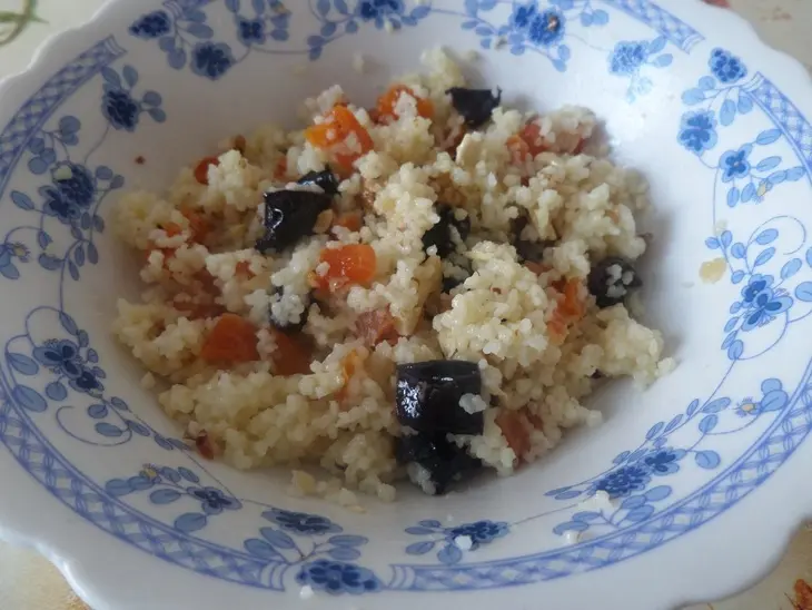 Кускус с сухофруктами и орехами: шаг 6