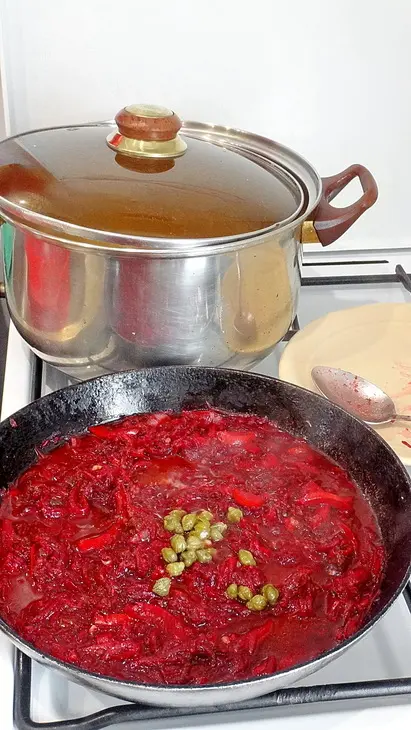 Ароматный борщ со свежей капустой и персидской чечевицей: шаг 3