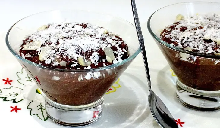 Шоколадный мусс с кокосовой стружкой: шаг 9