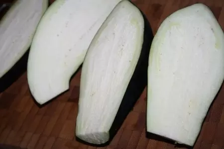 Горячая закуска из баклажанов по рецепту оскара кучеры: шаг 1