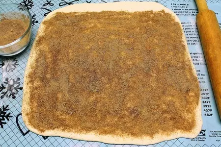 Постные булочки "розочки с корицей": шаг 3