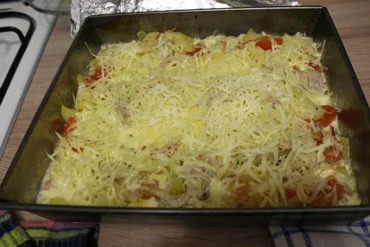 Свинина, запеченная с картофелем и сыром: шаг 9