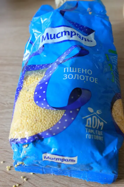 Грибной суп с пшеном и снытью: шаг 1