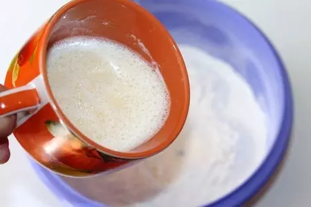 Булочки с мармеладом и яблоками: шаг 3