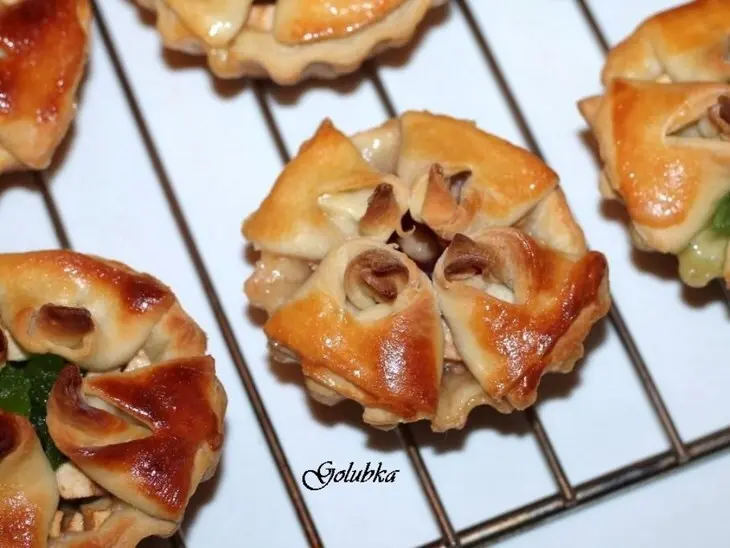 Булочки с мармеладом и яблоками: шаг 17