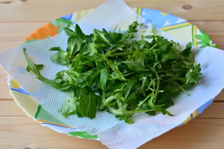 Салат с курицей и рукколой: шаг 5
