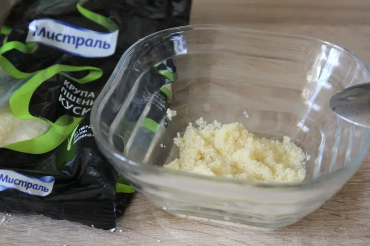 Постный свекольный салат с кускусом: шаг 1