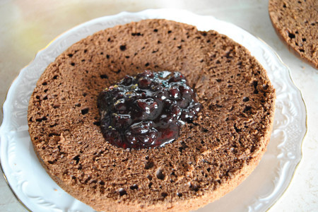 Постный шоколадно-черемуховый пирог: шаг 6