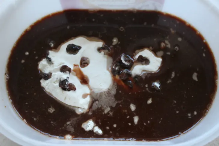 Постные шоколадные кексы с изюмом: шаг 2