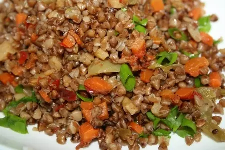 Гречка с сельдереем и овощами: шаг 7