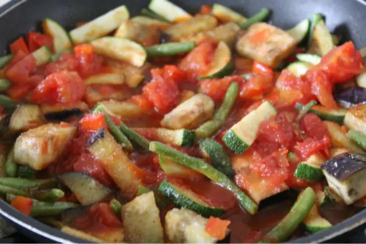 Рис с кешью, овощами и карри: шаг 3