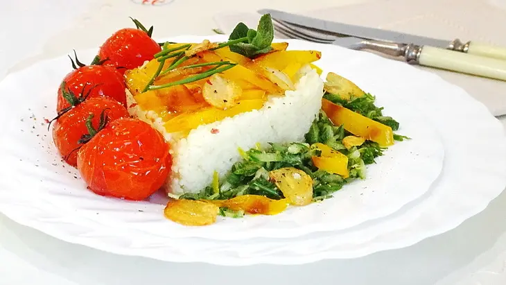 Кускус с жареными овощами и огуречно-мятным соусом: шаг 8