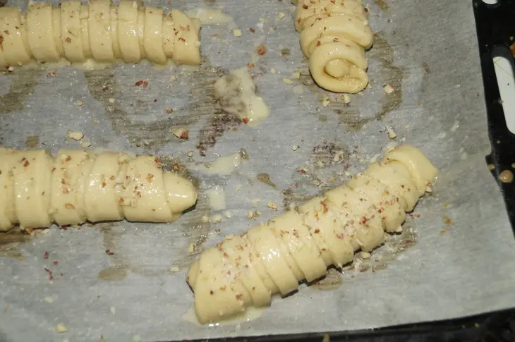 Булочки с орехами: шаг 5