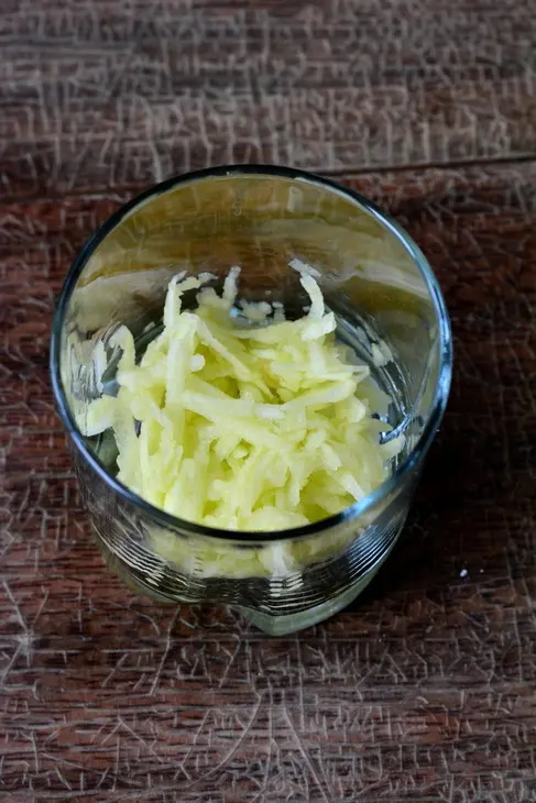 Салат-коктейль с креветками: шаг 3