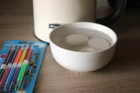 Расписные пасхальные яйца: шаг 1
