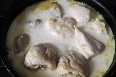 Курица в сметанном соусе от оскара кучеры.: шаг 4
