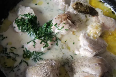 Курица в сметанном соусе от оскара кучеры.: шаг 5