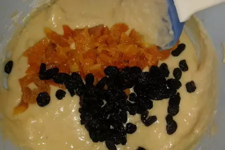 Грейпфрутовые кексы с апельсином, курагой и изюмом (постные): шаг 3
