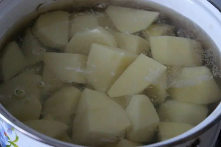 Мясные котлеты с картофельным пюре: шаг 1