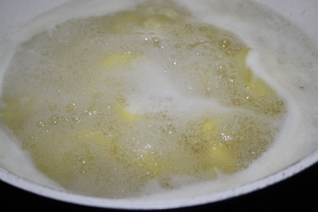 Грибной суп с сыром по рецепту оскара кучеры: шаг 1