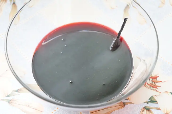 Лимонный пирог с клубникой в вине: шаг 3