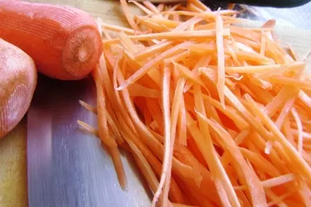 Острый салат из чечевицы с морковью. обед от кучеры: шаг 2