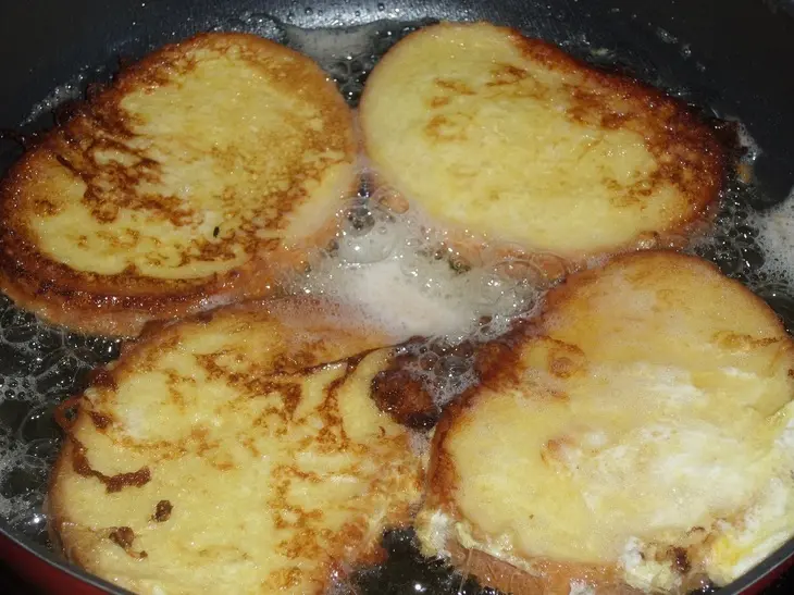 Гренки с сыром и зеленью: шаг 4