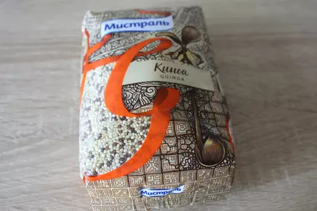 Киноа с овощами и яйцом: шаг 1