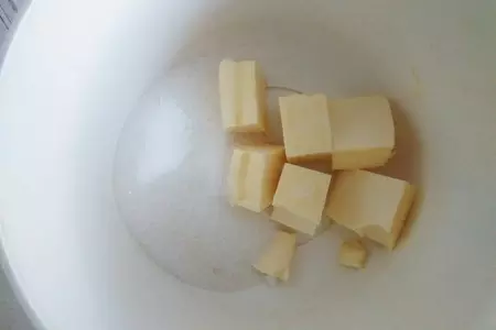 Кекс с черносливом и финиками: шаг 2