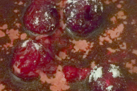 Десерт из шоколадного печения, ванильного пудинга и ягод: шаг 3
