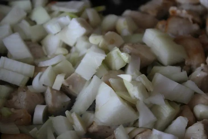 Лимонный рис с курицей, кинзой и фасолью: шаг 4